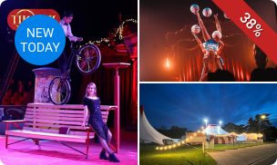 Entree voor de nieuwe show van Circus Tik Tak