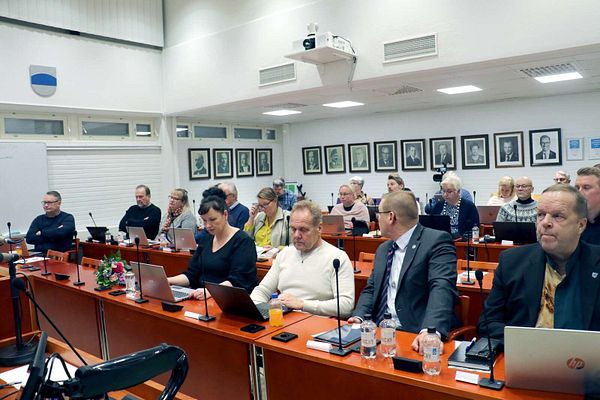 Sotkamon kunnanvaltuusto päätti pitää tuloveroprosentin entisellään