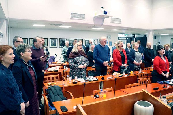 Velan määrä, Urheilukadun saneeraus ja väestörakenne puhuttivat valtuuston talousarviokeskustelussa