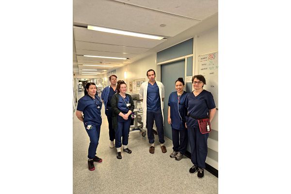 Muuttuuko Sotkamon terveyskeskussairaalan toiminta hyvinvointialueen säästöjen takia? ”Ehkä epätietoisuus on vielä meillä monellakin”