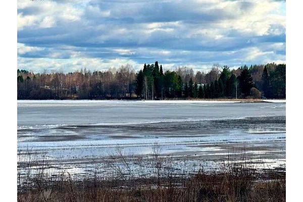 Pääkirjoitus: Kevät tuli tänä vuonna kovalla kiireellä – ja voi aikaistua entisestään myös jatkossa