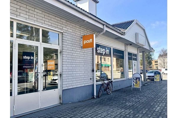Step-In Outlet kenkä- ja laukkukauppa lopettaa Sotkamossa