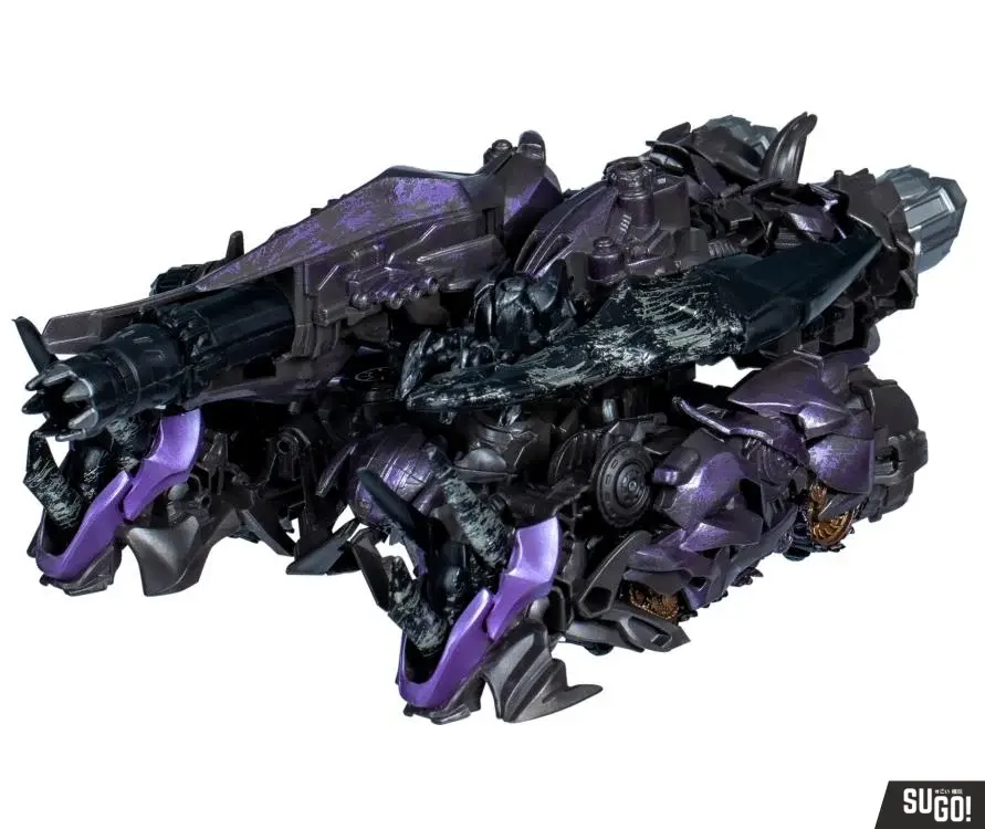 Takara Tomy Transformers: Dark of The Moon Studio Series Leader Class Shockwave Action Figure