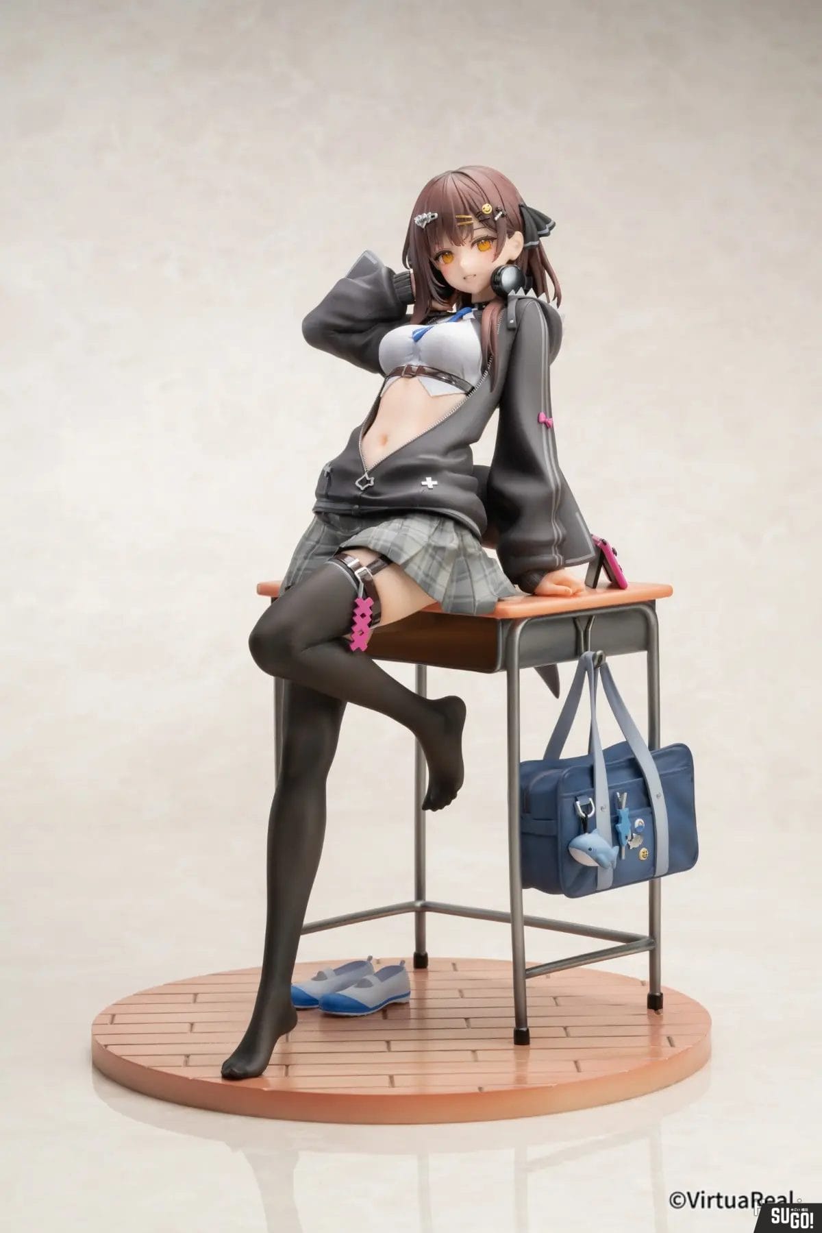 Reverse Studio Virtuareal Project Nana7mi Shark Suit 2.0 1/7 PVC Figure