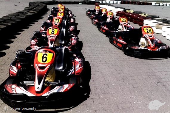 Jazda gokartem we Wrocławiu | Bielany
