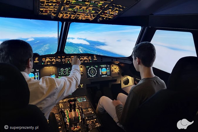 Warsztaty lotnicze dla dzieci i młodzieży – SimAir Warszawa