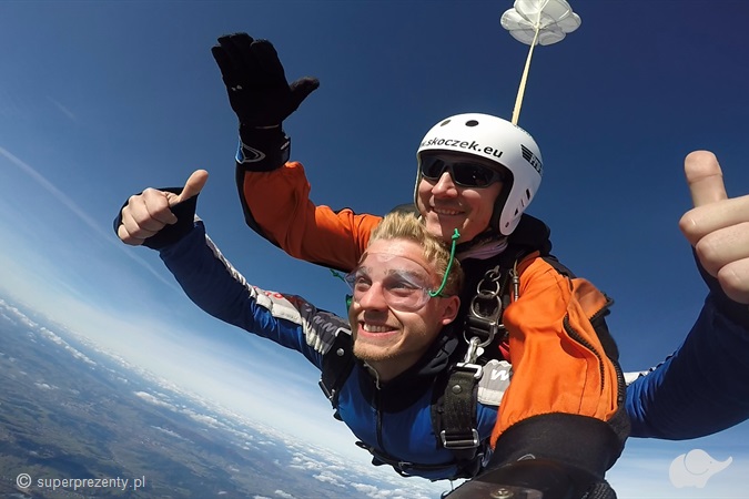 Skok spadochronowy | Nowy Targ