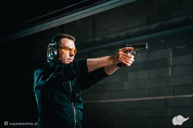 Ostre strzelanie: 50 strzałów, 6 broni – PM Shooter Warszawa