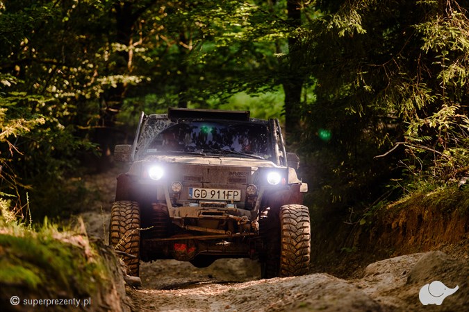 Jazda off-road w Trójmieście – za kółkiem Nissana Patrola!