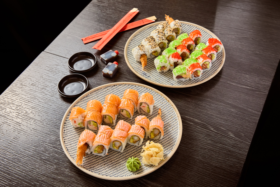 https://cdn.sweetdeal.dk/media/fc/2b/50/1732110061/sd-dsushi-9.png?width=900 