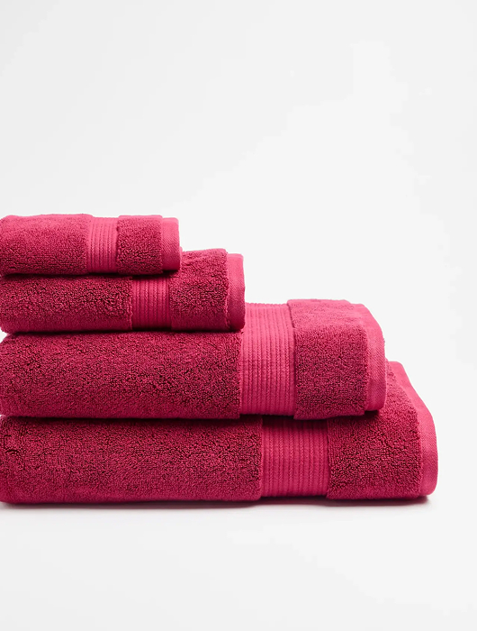 Bathroom update: extend the trend