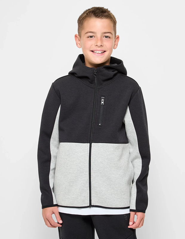 Sporty style, effortless layering