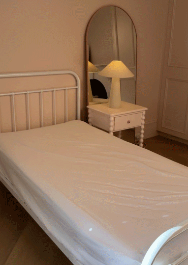 Tulip Embroidered Cotton Ruffle Quilt Cover Set