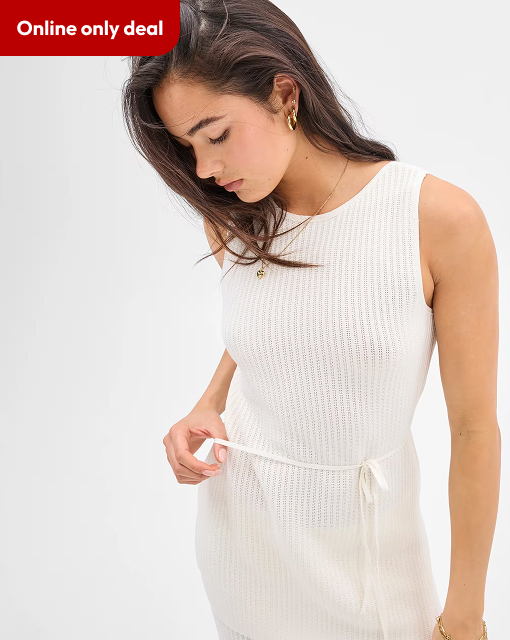 Lily Loves sleeveless crochet tunic top