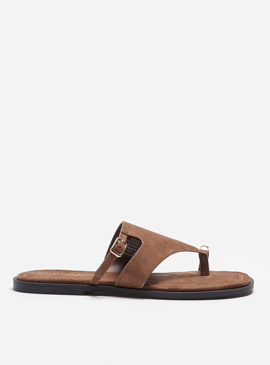 25% off sandals, thongs and casual sneakers for the family