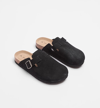 Kids leather moulded cork clog. Size 13 - Size 6