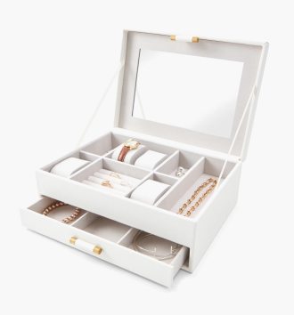 Leather look jewellery box