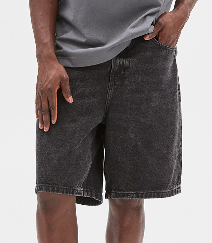 Commons loose denim shorts