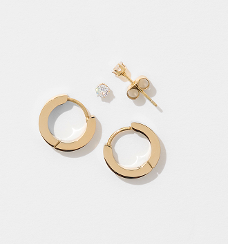 Waterproof 2 pack huggie earrings set