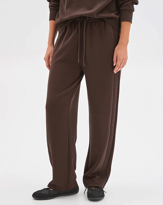 Active movement wide leg track pant with panel inserts