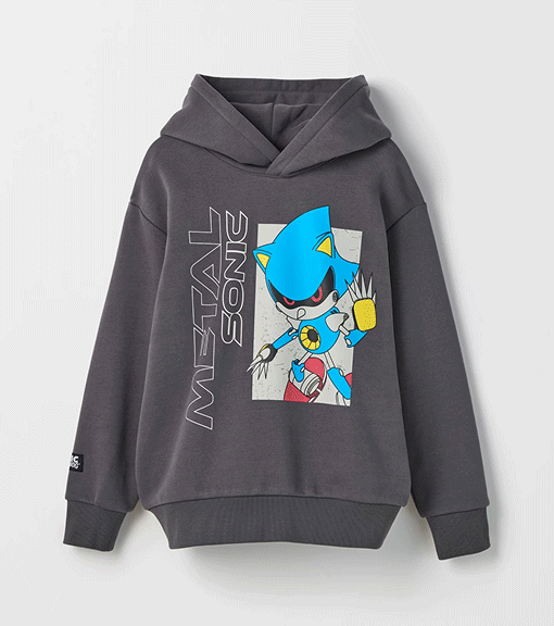 Sonic the Hedgehog popover hoodie. Size 7-16