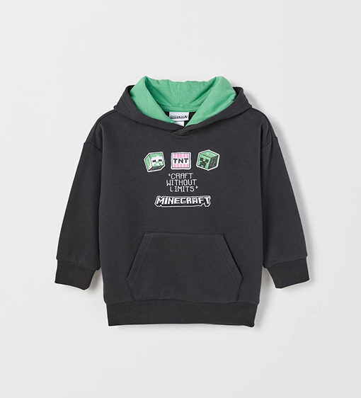 Minecraft hoodie. Size 4-8