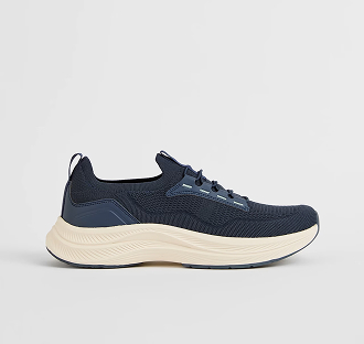 Slip on elastic sneaker