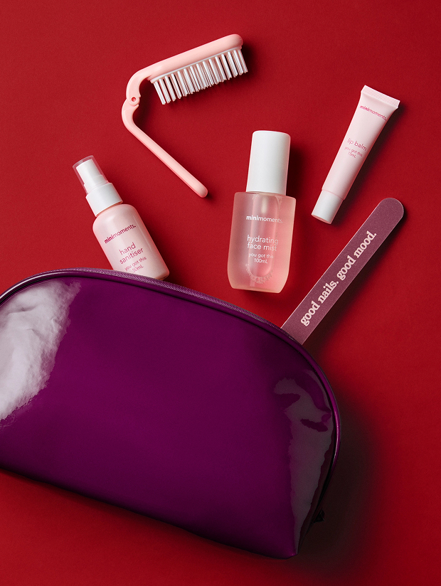 IN THE CAR Cosmetic bag SET