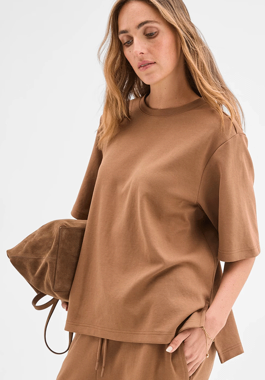 Interlock fabric Straight hem line Oversized fit Split in side seams