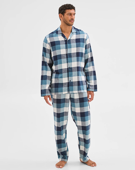 20% off men & women’s sleepwear^