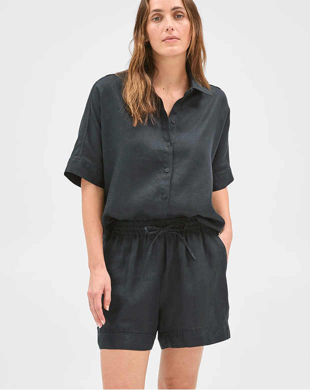 European linen pull on shorts