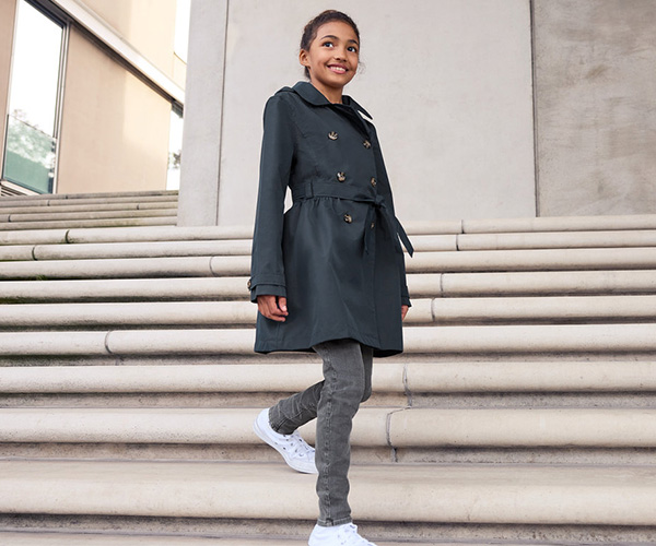 Badtextilien, Beauty-Accessoires & Möbel 