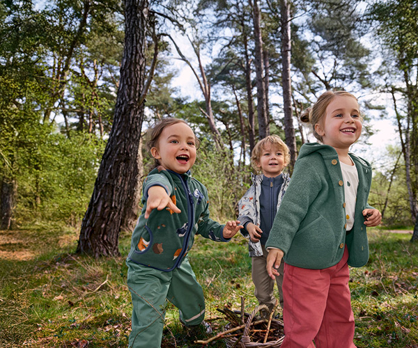 Badtextilien, Beauty-Accessoires & Möbel 