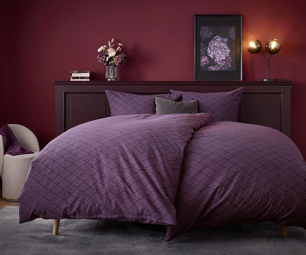 Badtextilien, Beauty-Accessoires & Möbel 