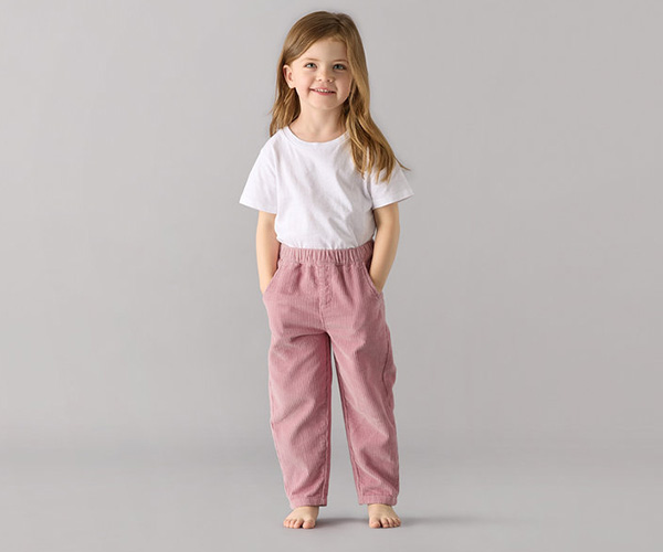 Badtextilien, Beauty-Accessoires & Möbel 