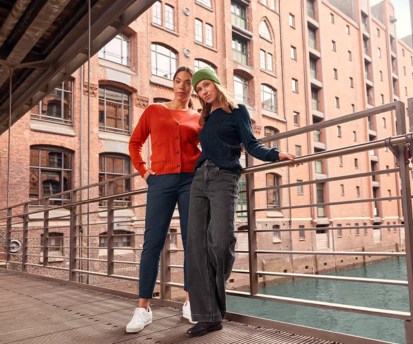 Badtextilien, Beauty-Accessoires & Möbel 