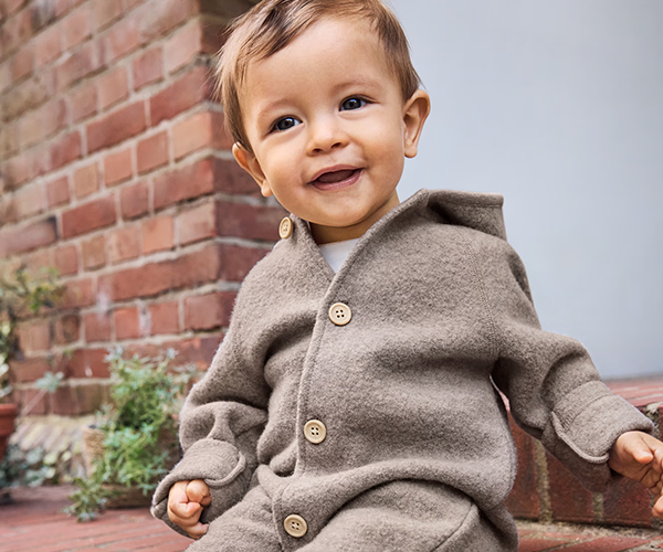 Badtextilien, Beauty-Accessoires & Möbel 