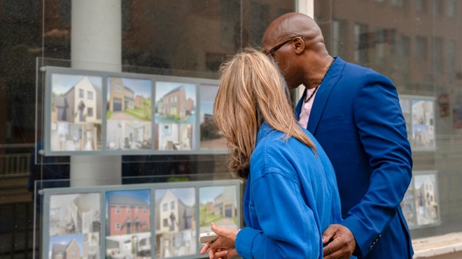 Acheter vite pour anticiper une hausse des taux hypothécaires, se demande un couple