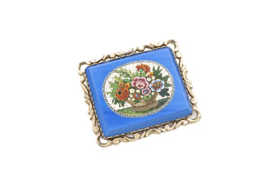 9ct gold mounted Victorian micro mosaic brooch (11.9g)