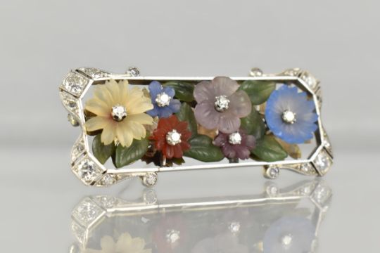 Selected Antiques & Collectables, Gold & Jewellery