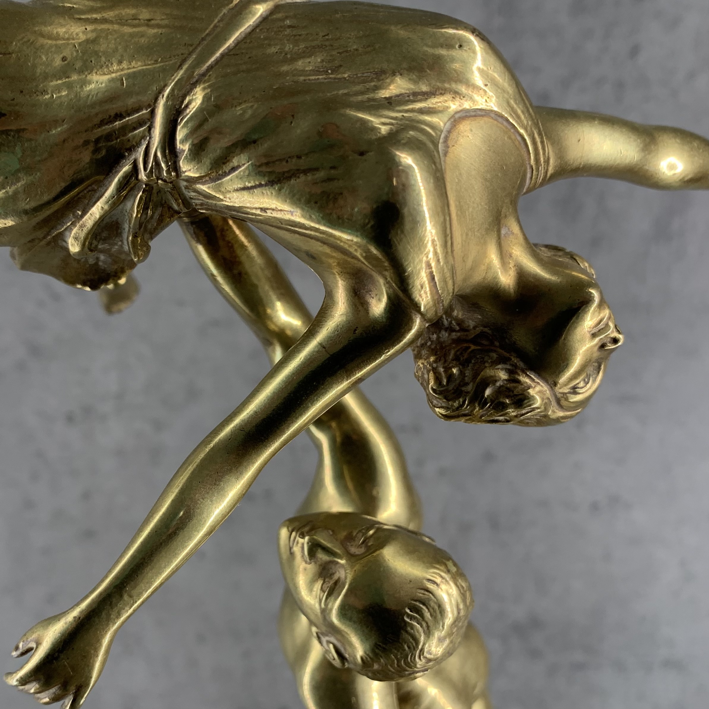 Collective Sale | Timed Auction