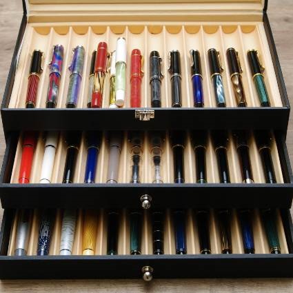 Vintage & Collectable Fountain Pens & More
