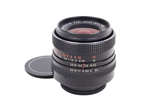 A Carl Zeiss Jena 35mm f2.4 Electric MC Lens