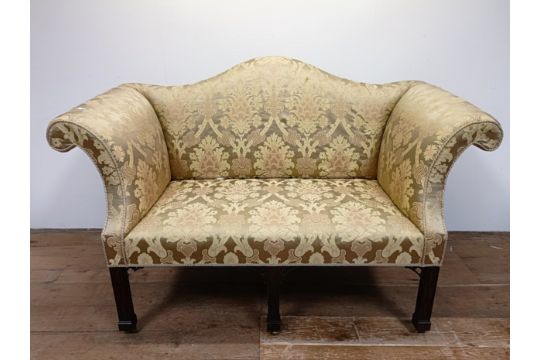 Antiques & Interiors