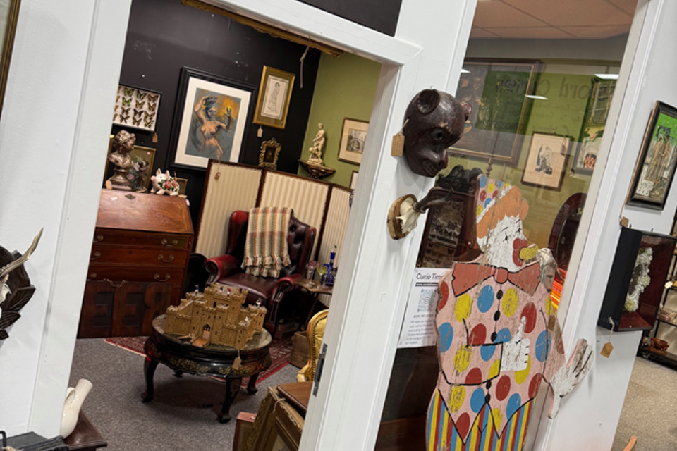 Kinning Park Antique Centre 