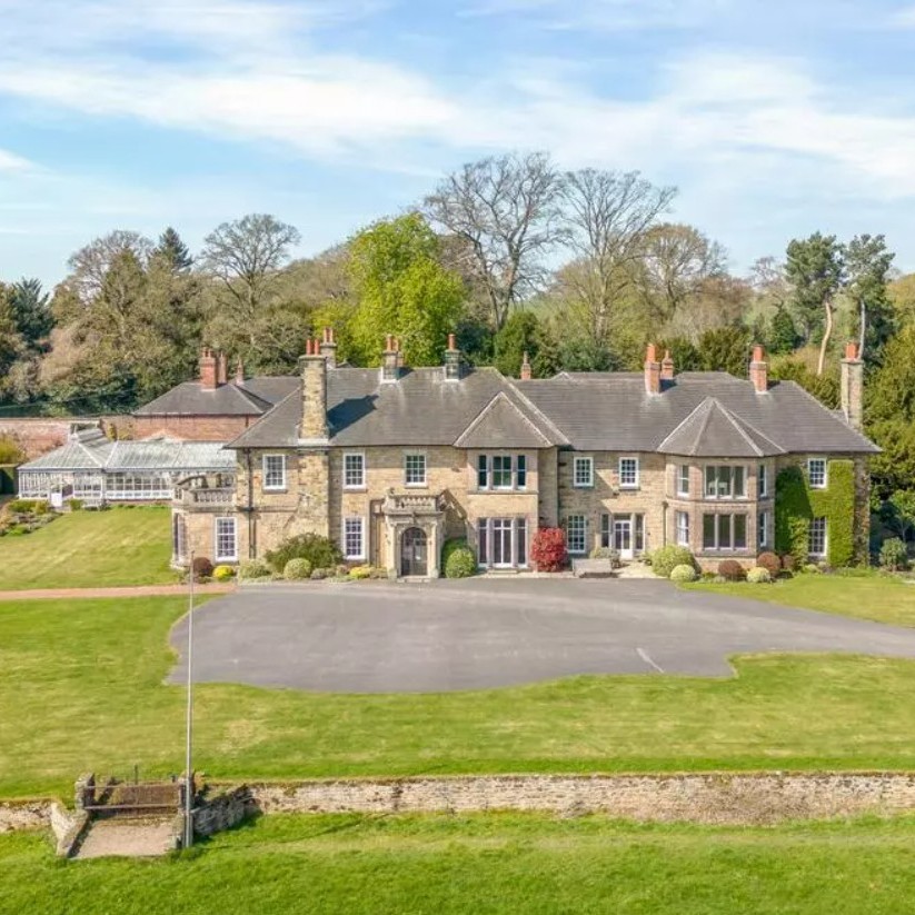 Country House Sale - The Contents of Lamb Close House