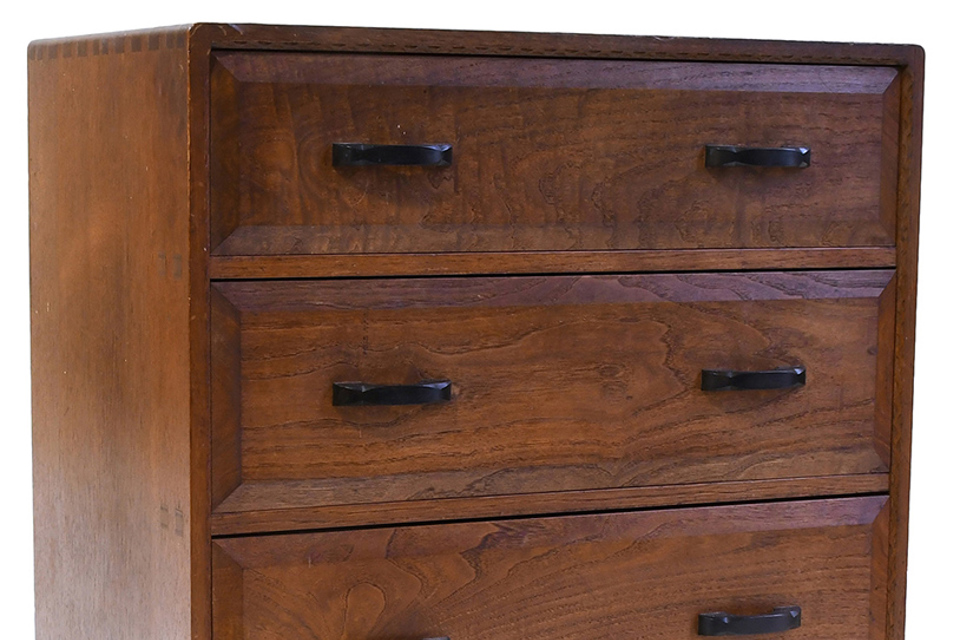 Arts and Crafts chest of drawers