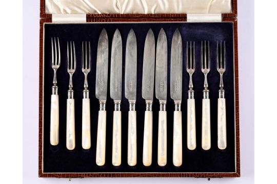 Silver, Books, Stamps & Fine Art