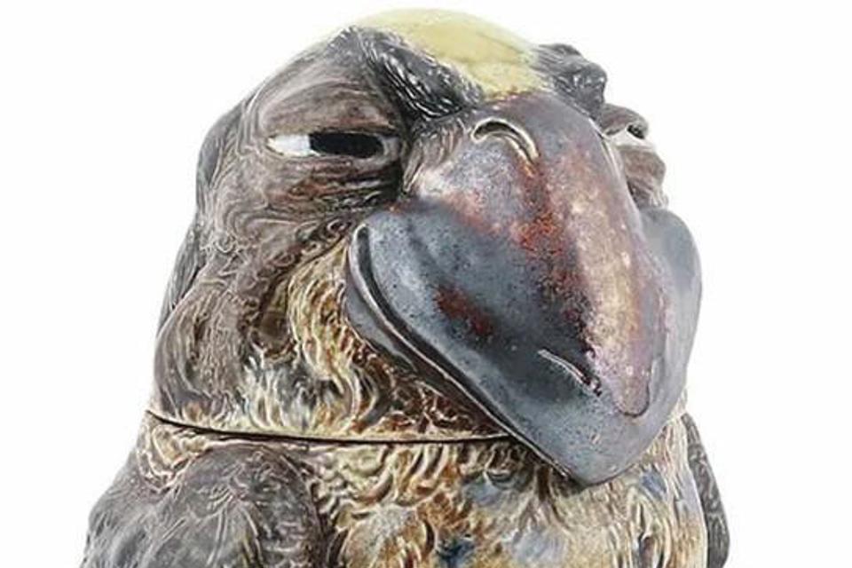 A 1897 Martin Brothers Wally bird jar