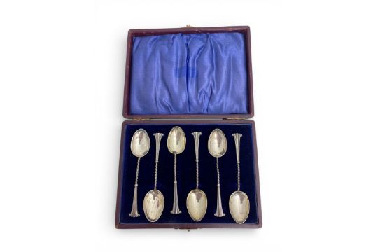 A cased set of six Victorian silver spoons